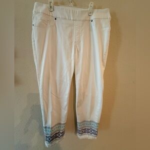 Chico's Pull On Jegging Ankle Pants White Pattern Hem Fringe Stretch Pockets 2p